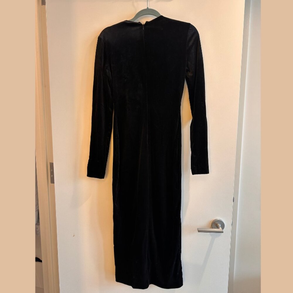Black Velvet Dress - Zara - Picture 3 of 4